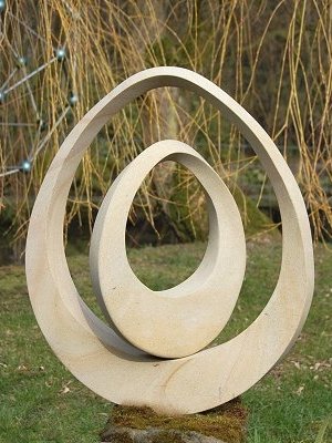 Geometric stone sculpture Möbius III