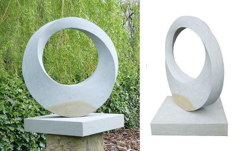Geometric stone sculpture Möbius VIII