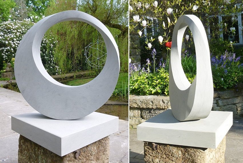 Geometric stone sculpture Möbius IX