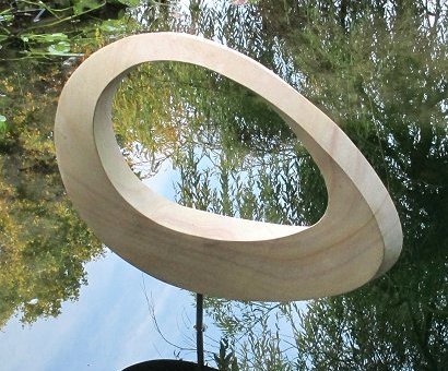 Geometric stone sculpture Möbius Egg I